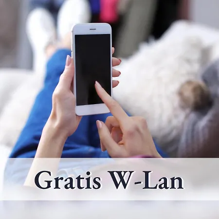 Schicke Ferienwohnung In Bester Bodenseelage L 1 Minute Zum Bodensee L 1 Zimmer L Vollausgestattete Kueche L Free-wlan L Willkommen Im Stahringen *